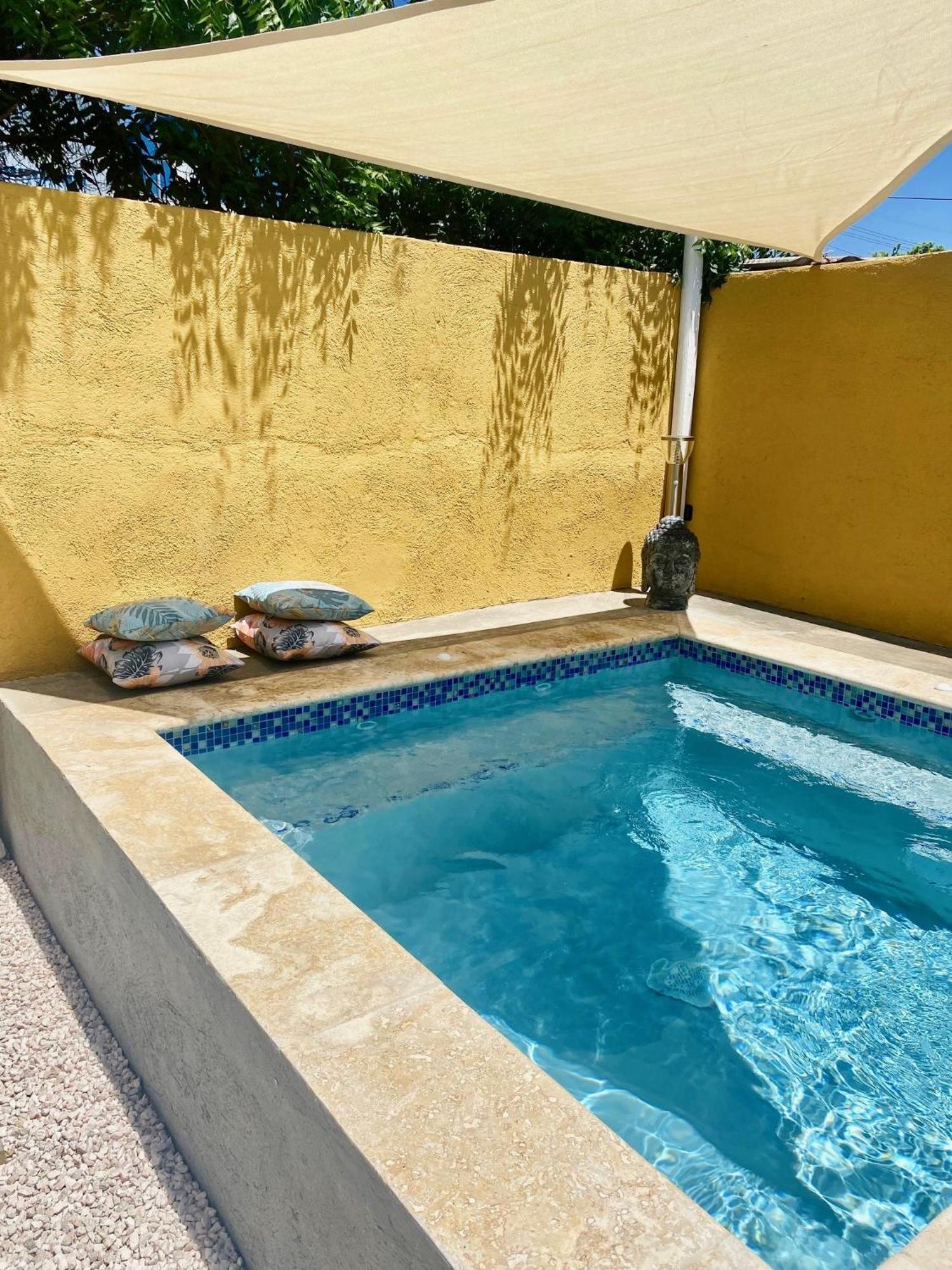 Historic Building The Palm Backyard Studio-Apartment Willemstad, Curacao Feel Home Away From Home Exteriér fotografie